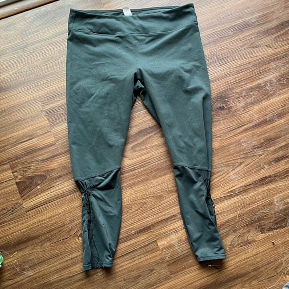Fabletics Pants - Demi Lovato Fabletics Green Leggings XXL